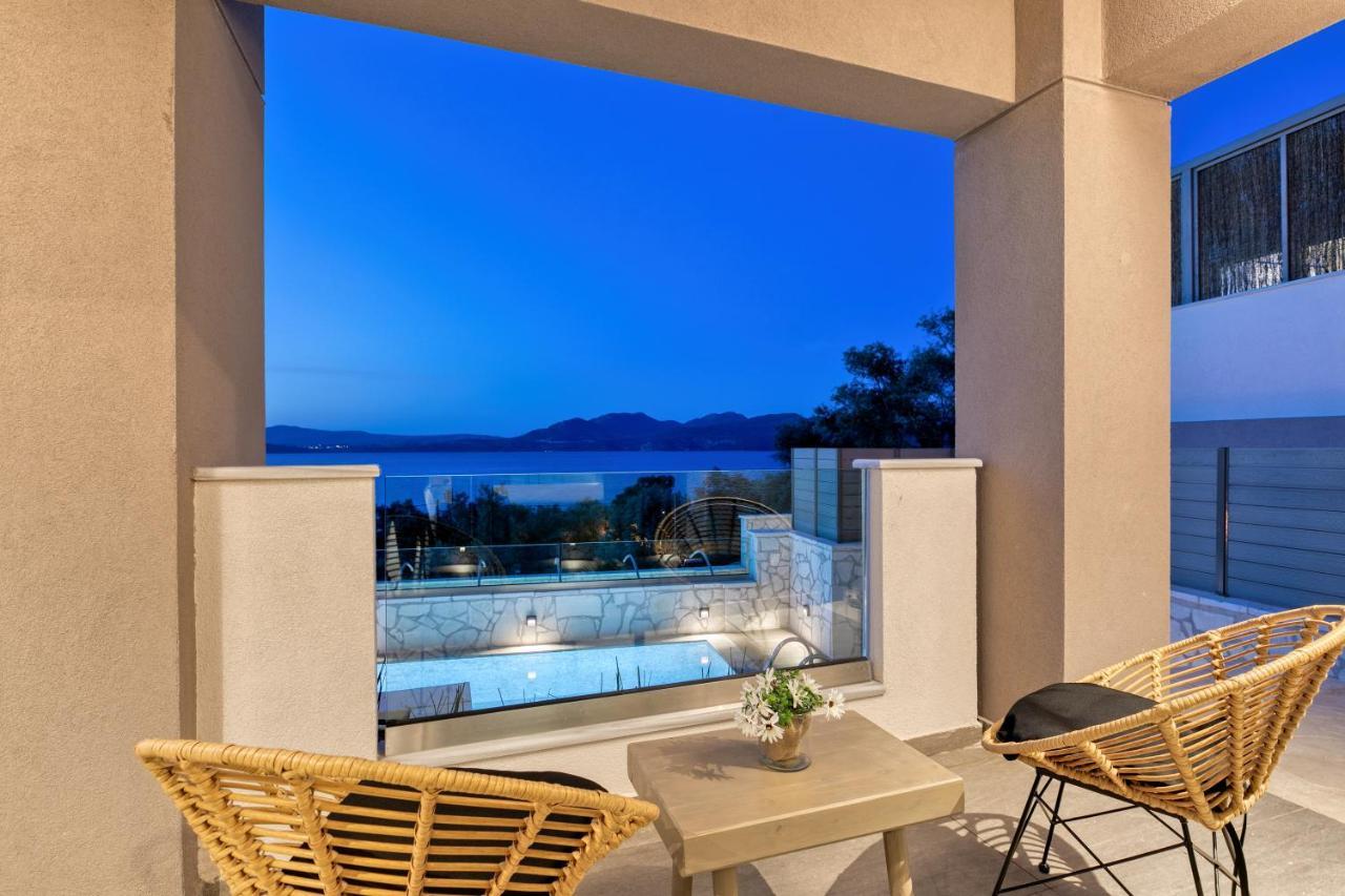 White Rock Villas Nikiana Exterior photo